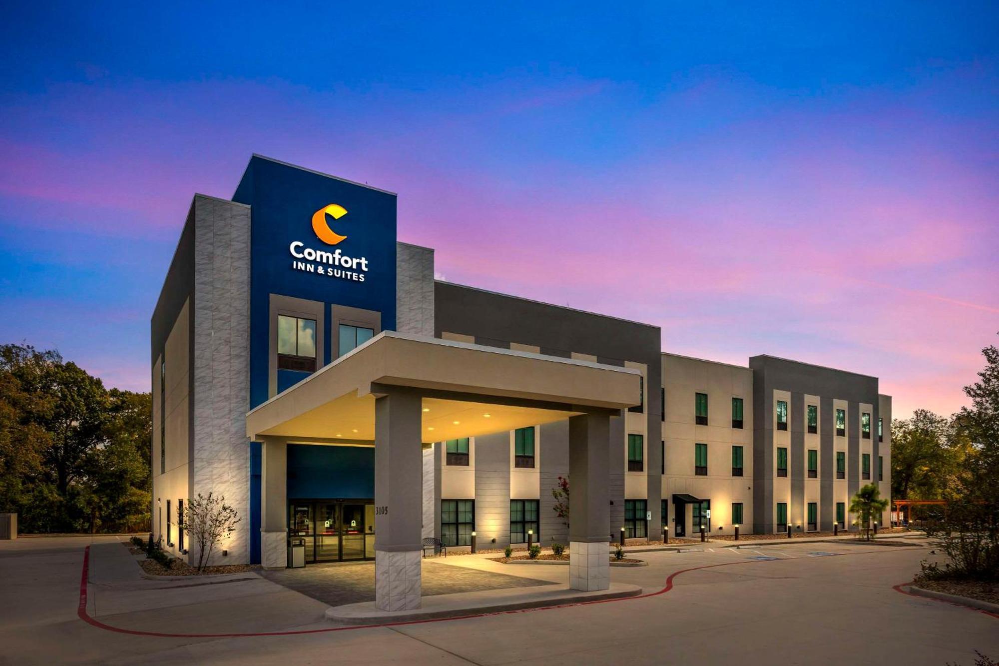 Comfort Inn & Suites Huntsville Near University Exterior foto